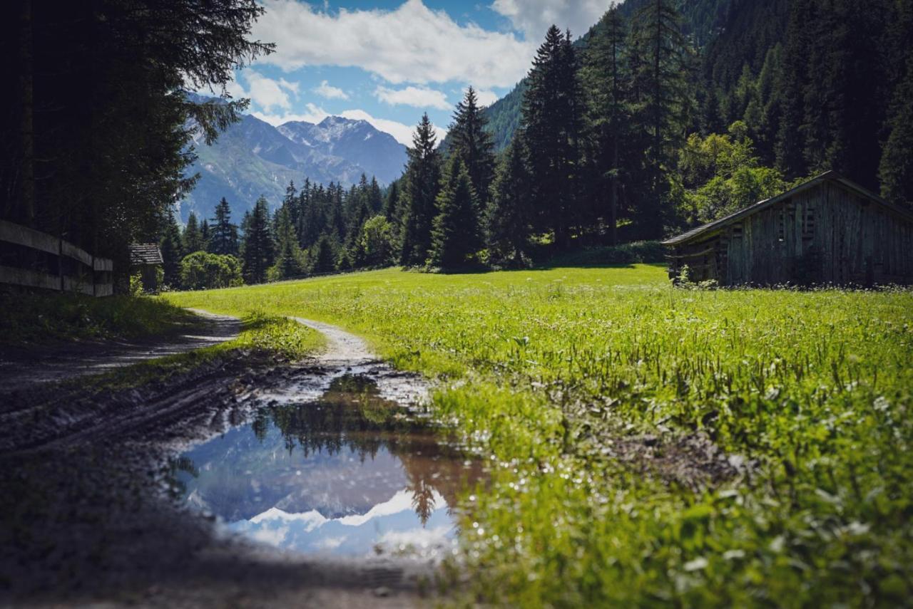 Apart Knabl Sankt Leonhard im Pitztal Esterno foto